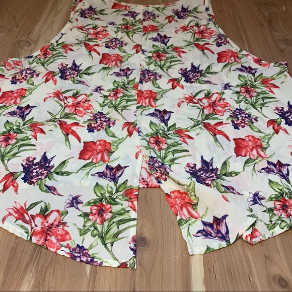 Lush Floral Blouse - Picture 10 of 12